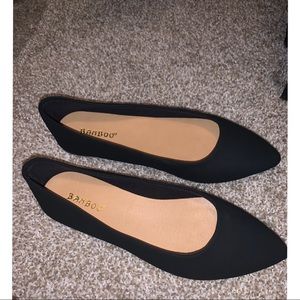 Pointed toe flats